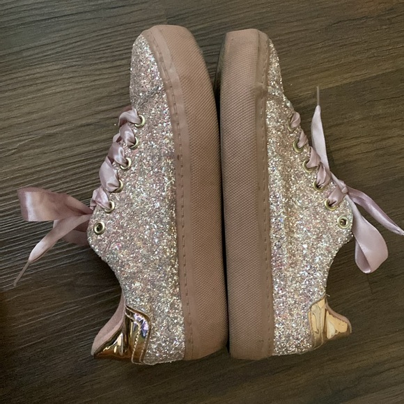 Pink Glitter Mia Rock Shoes With Ribbon Laces - Size US 7/European 37 - Picture 4 of 5